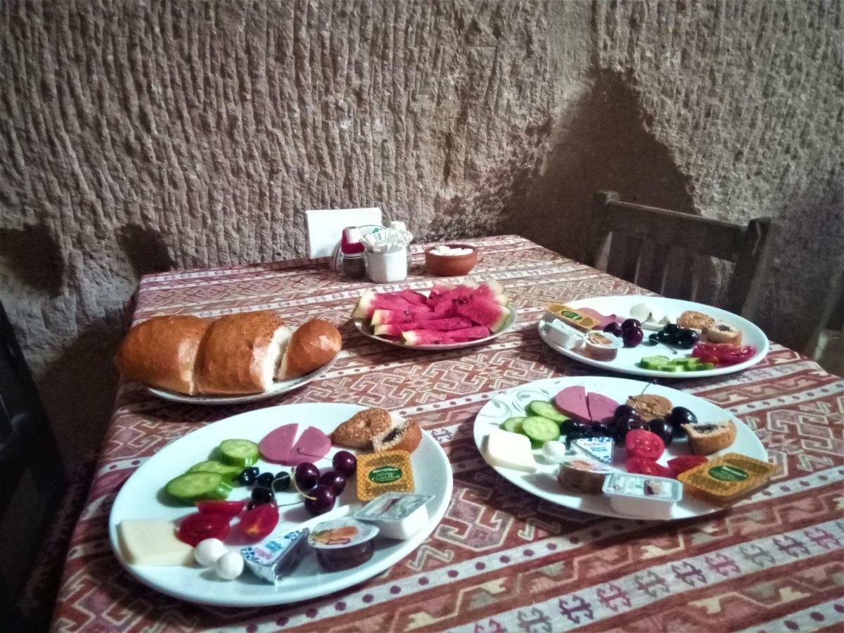 Homestay Cave Hostel Göreme Eksteriør bilde